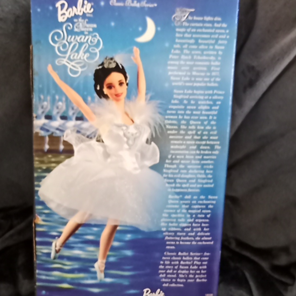 Barbie - Picture 3 of 4